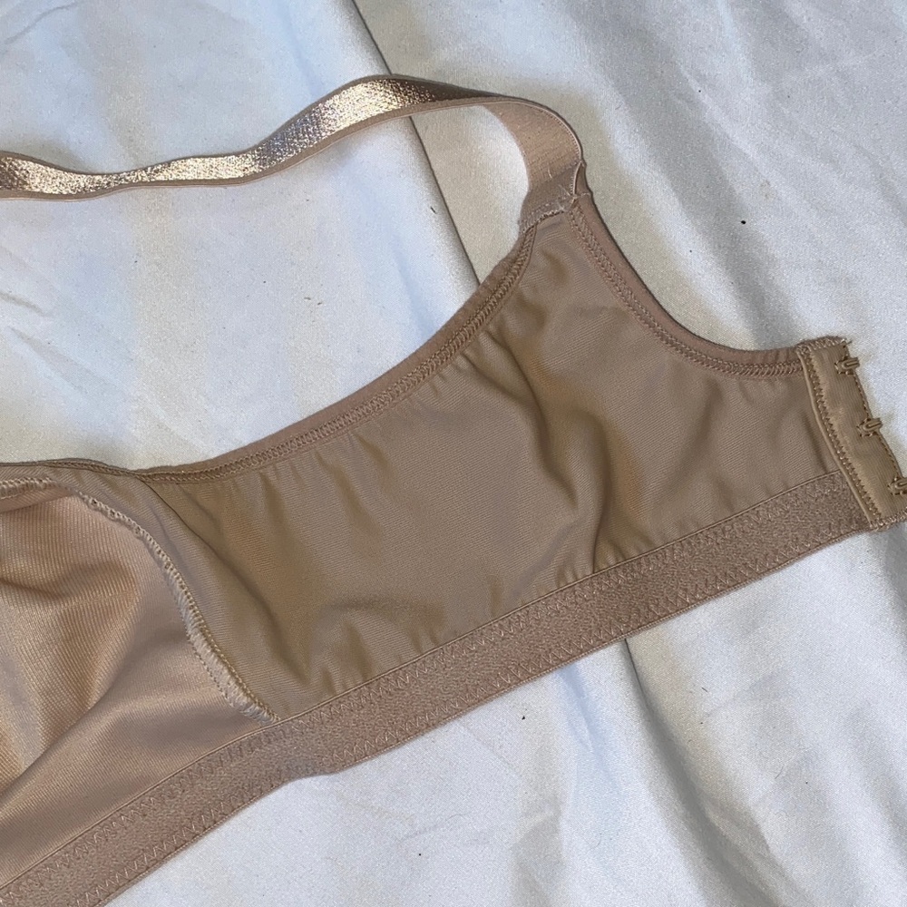 Bali Light Brown Lace Accent Bra - Picture 9 of 15